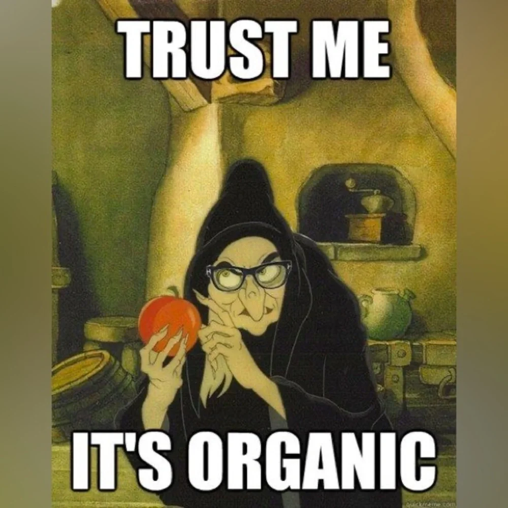 $4VILLAN PIN BROOCH. ENAMEL METAL. NEW. $4 IF BUNDLED - Picture 13 of 15